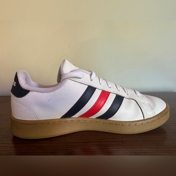 ADIDAS Men’s Grand Court Sneakers - Cloud White/Trace Blue/Active Red Size 10 - Picture 4 of 11